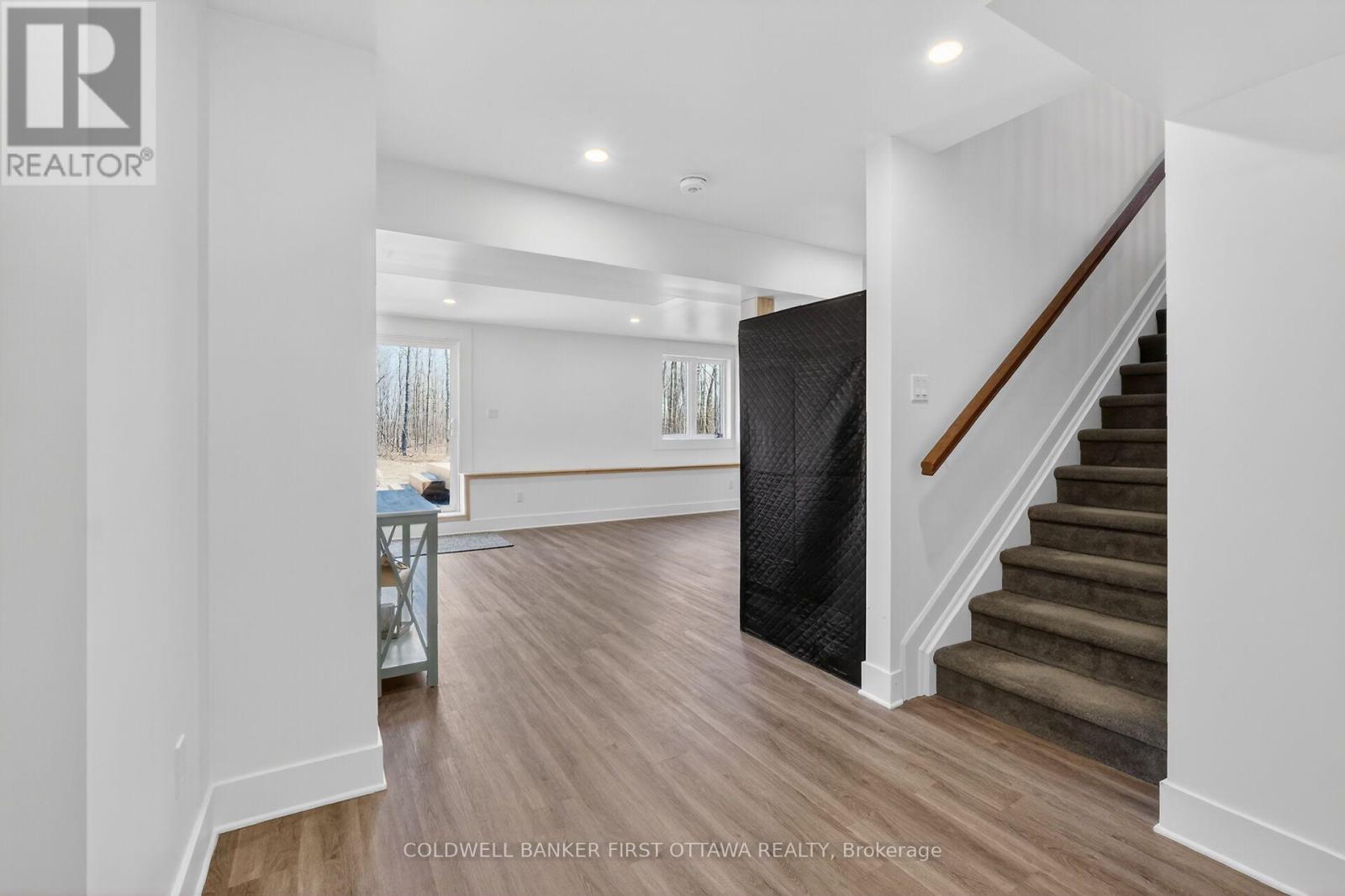 134 JAMES ANDREW WAY - Image 33