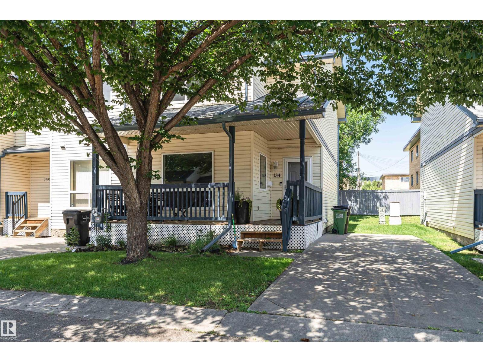 #134 10909 106 ST NW - 1