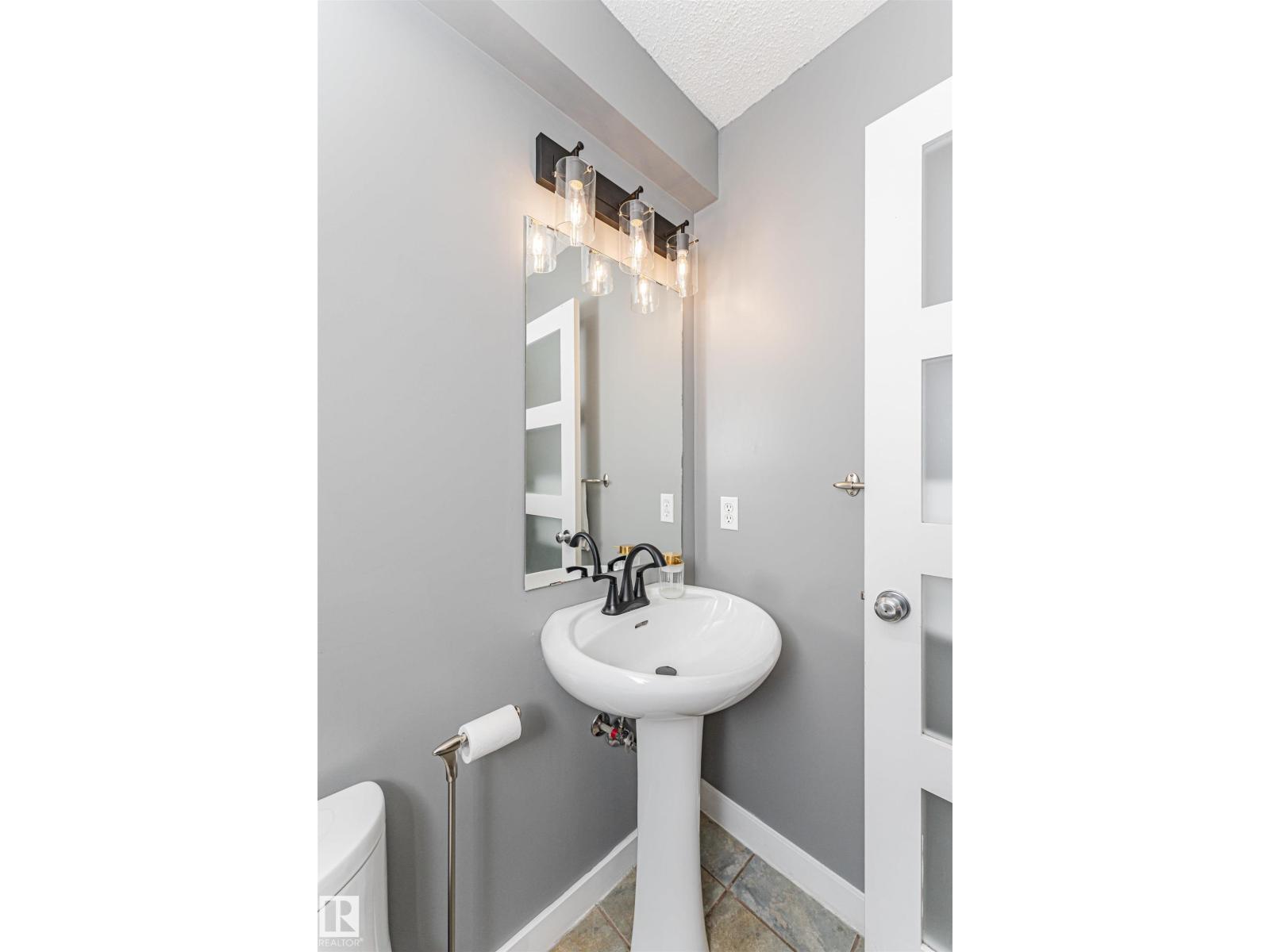 #134 10909 106 ST NW - 27