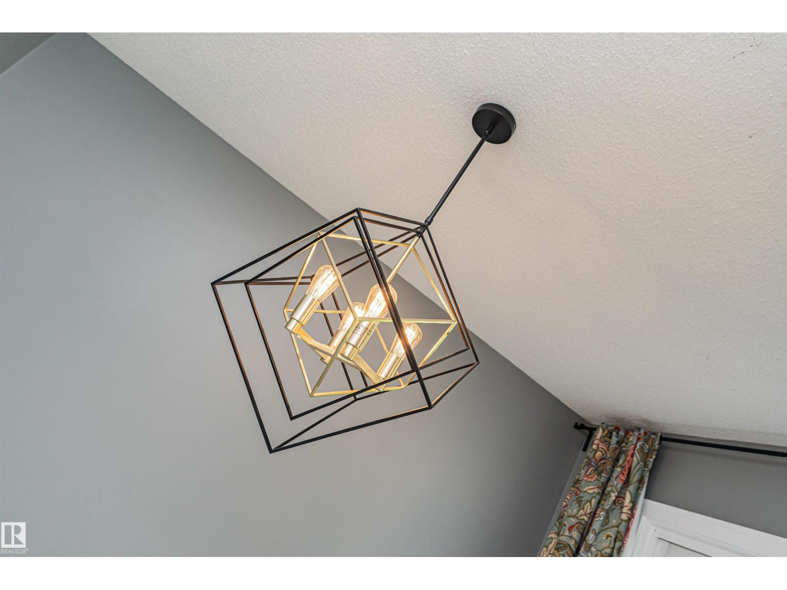 #134 10909 106 ST NW - 17