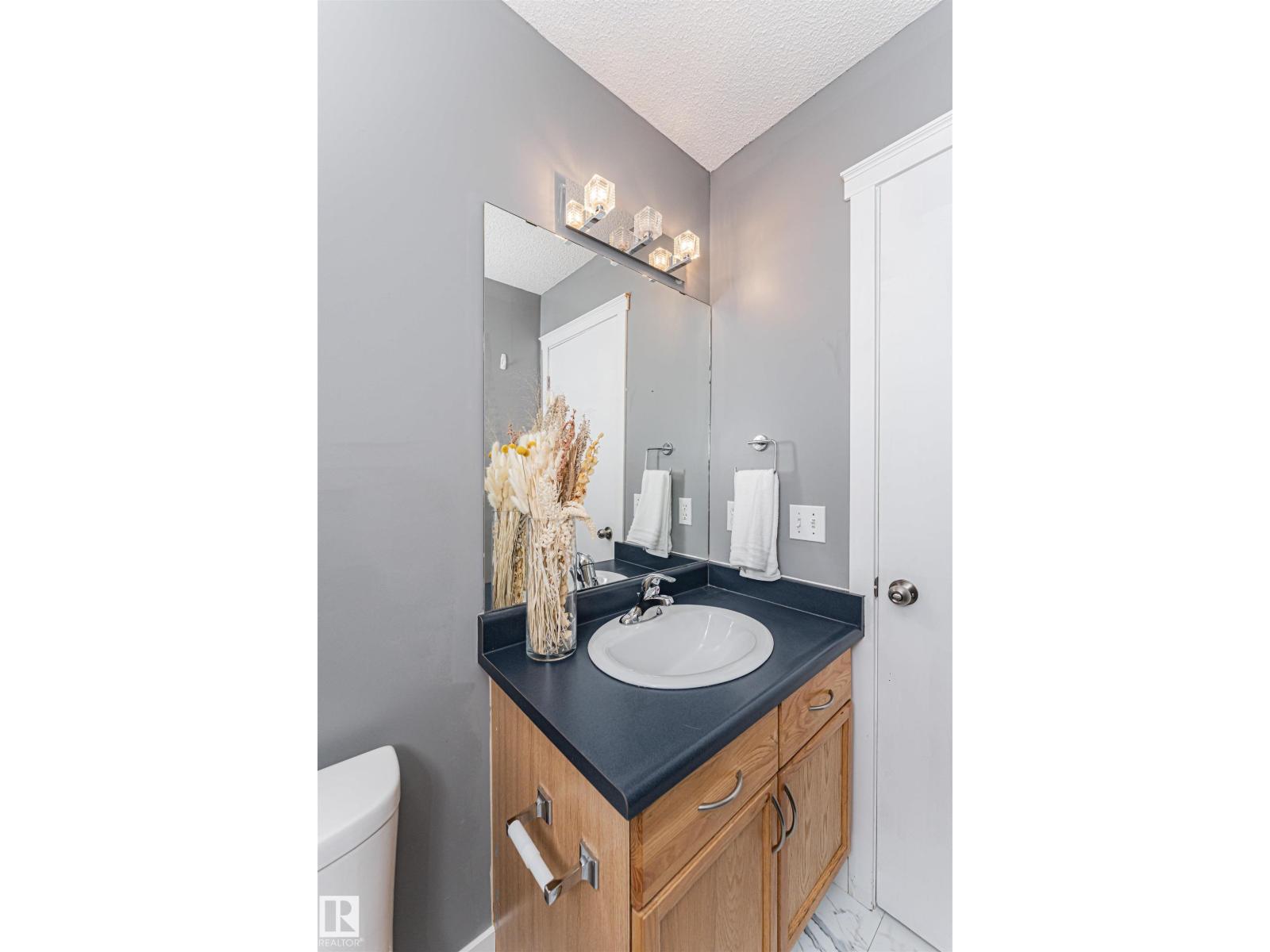 #134 10909 106 ST NW - 37