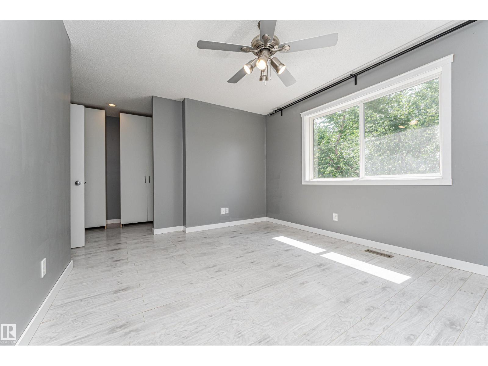 #134 10909 106 ST NW - 33
