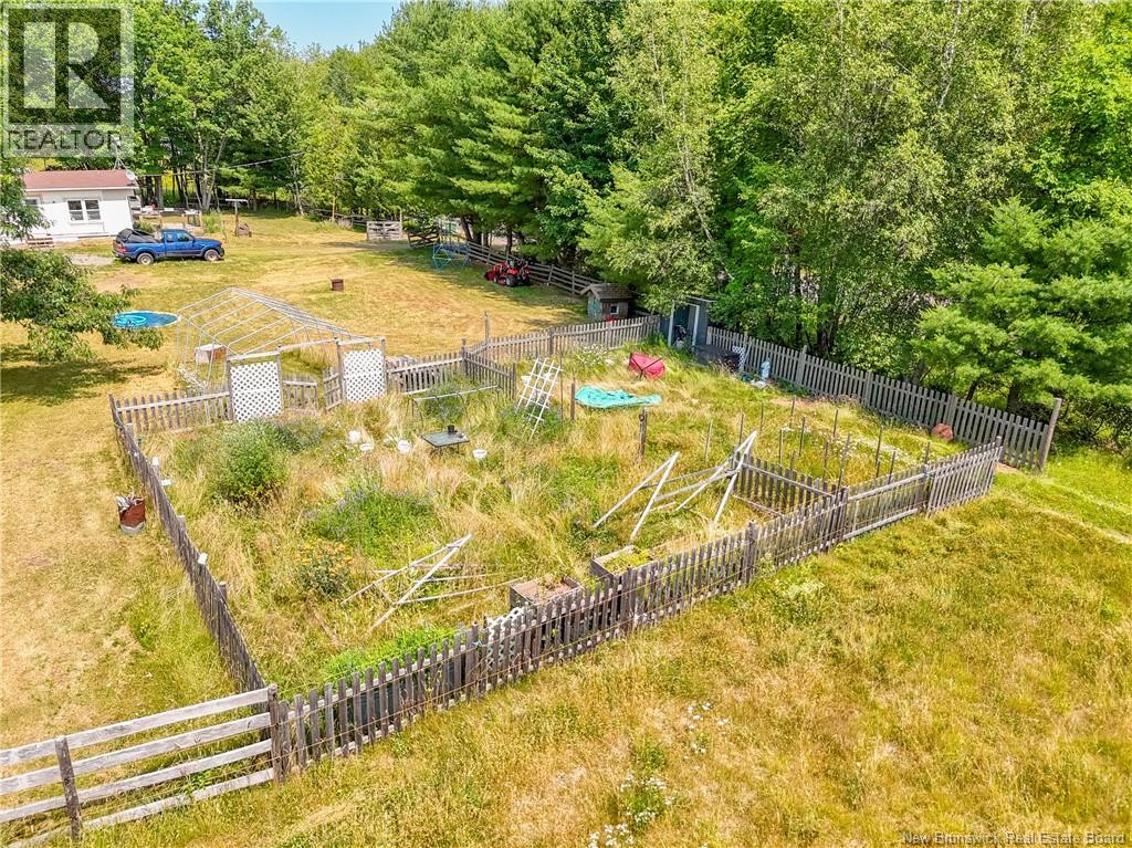 520 Scotchtown Road - 31
