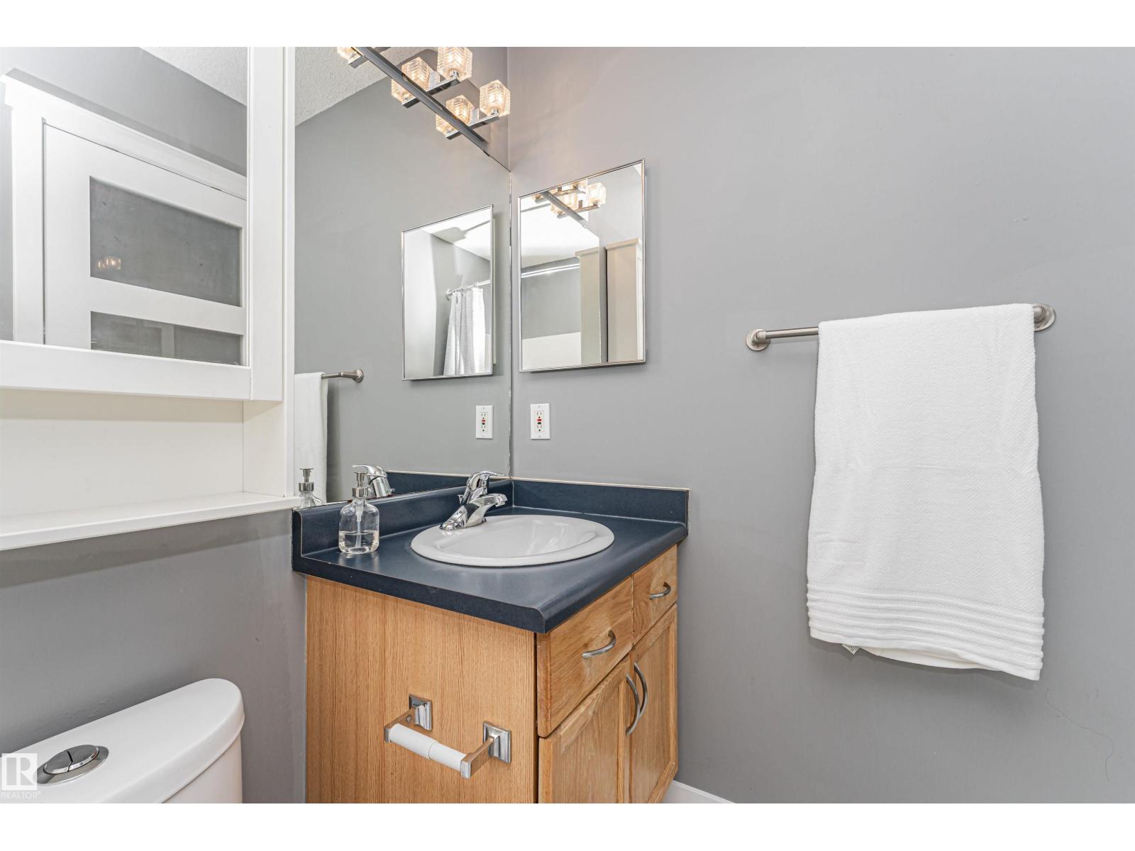 #134 10909 106 ST NW - 43