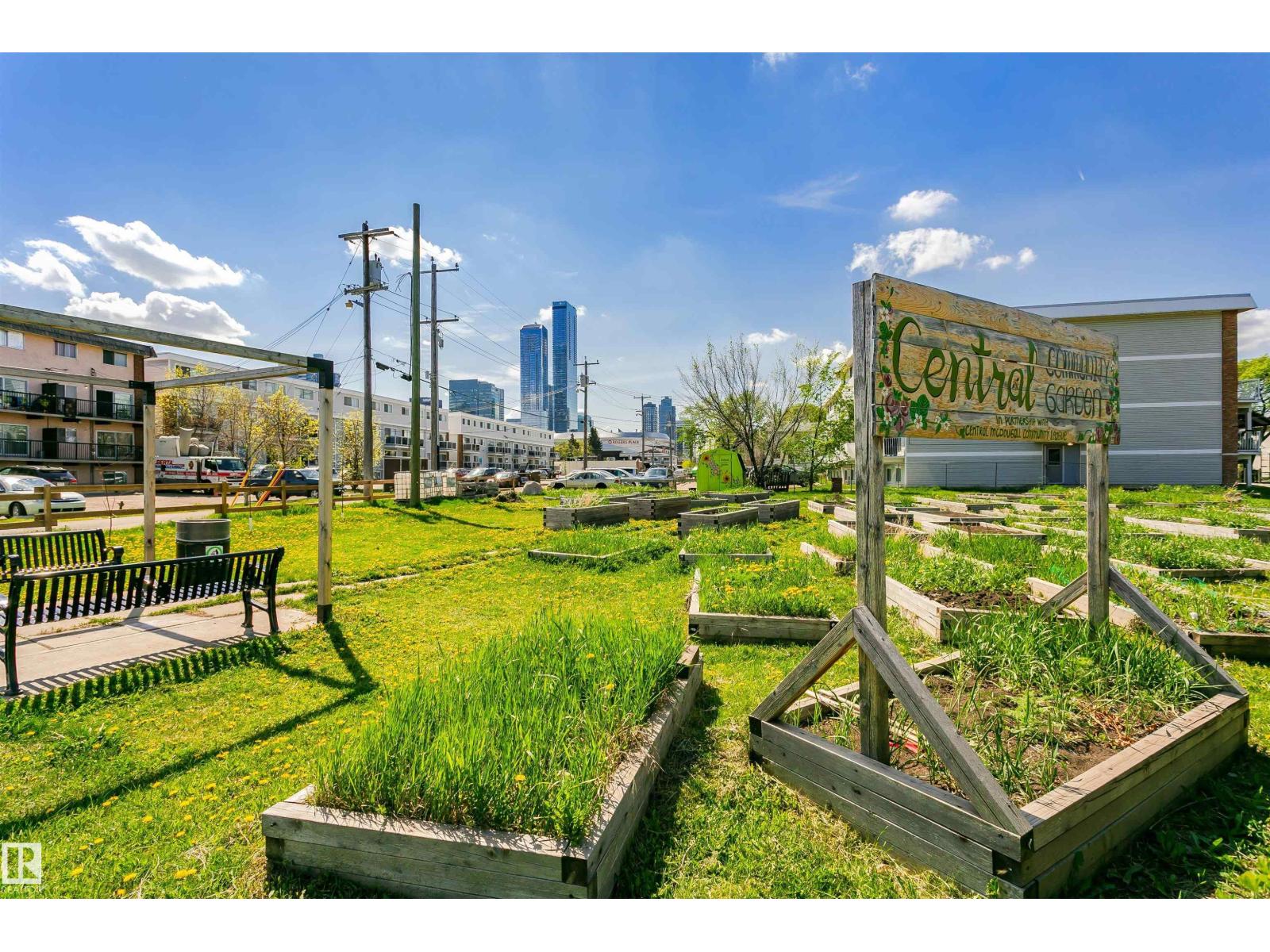 #134 10909 106 ST NW - 56
