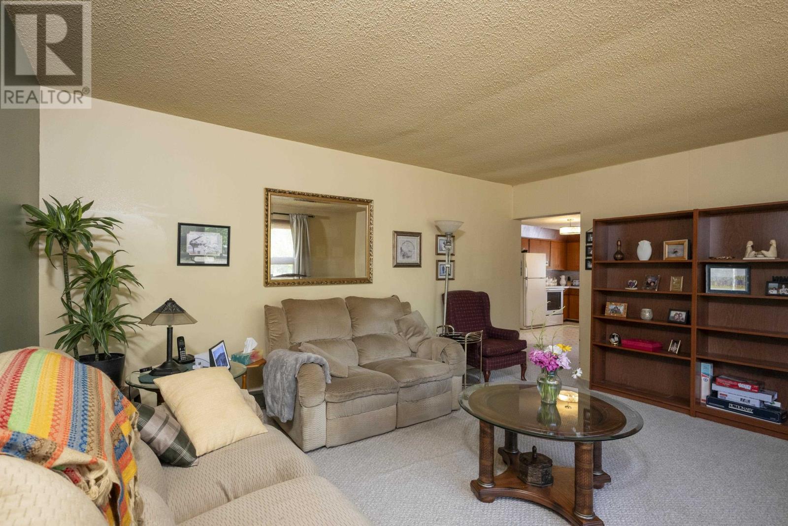 190 Lydia AVE - 14