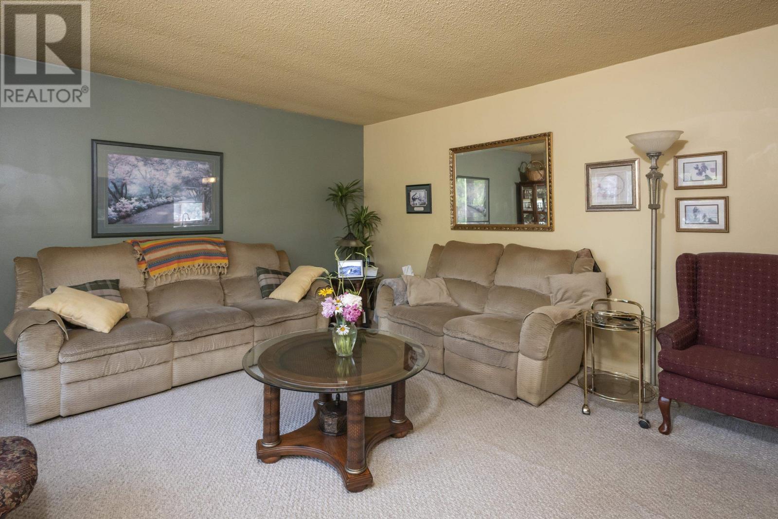 190 Lydia AVE - 16