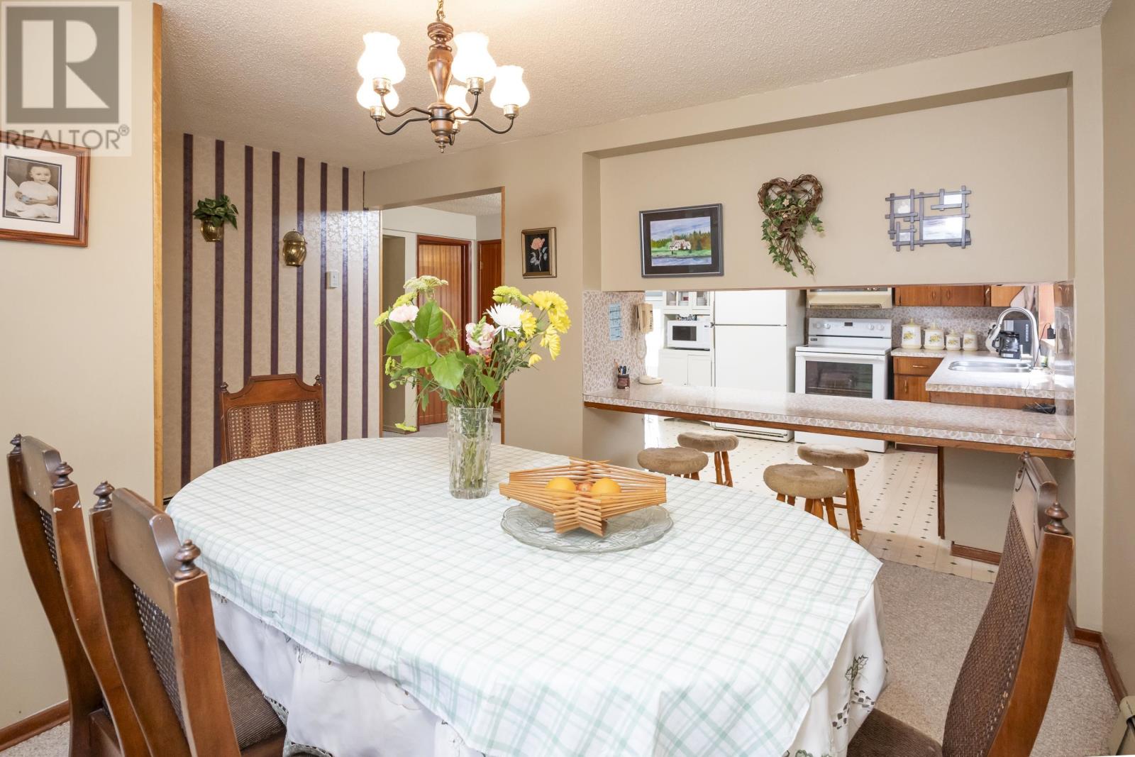 190 Lydia AVE - 7