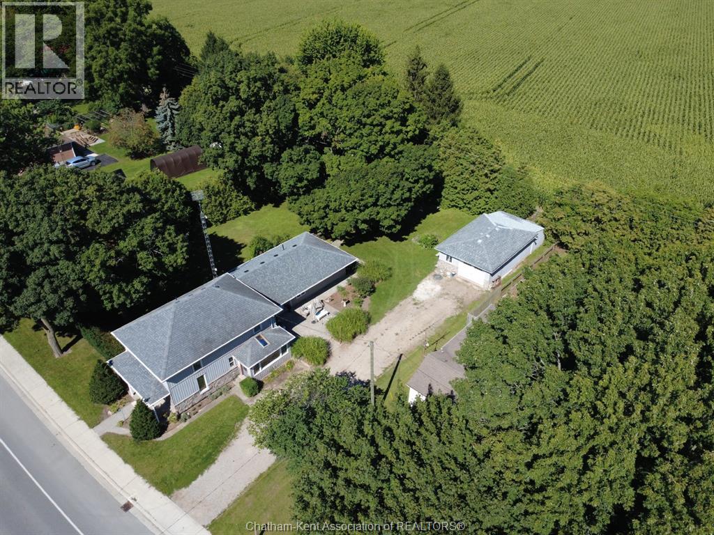 10517 Longwoods ROAD - 11