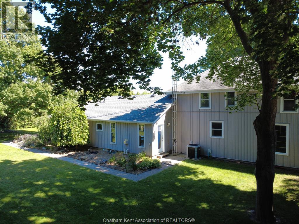 10517 Longwoods ROAD - 9