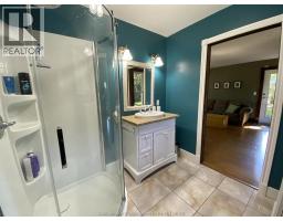 10517 Longwoods Road, Chatham Township, ON N7M5J7 Photo 37