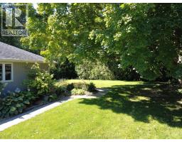 3pc Ensuite bath - 10517 Longwoods Road, Chatham Township, ON N7M5J7 Photo 8