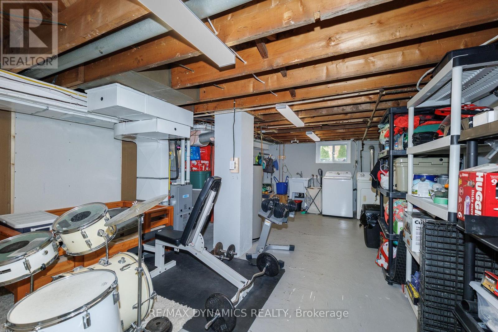 586 LAKESIDE ROAD - 45