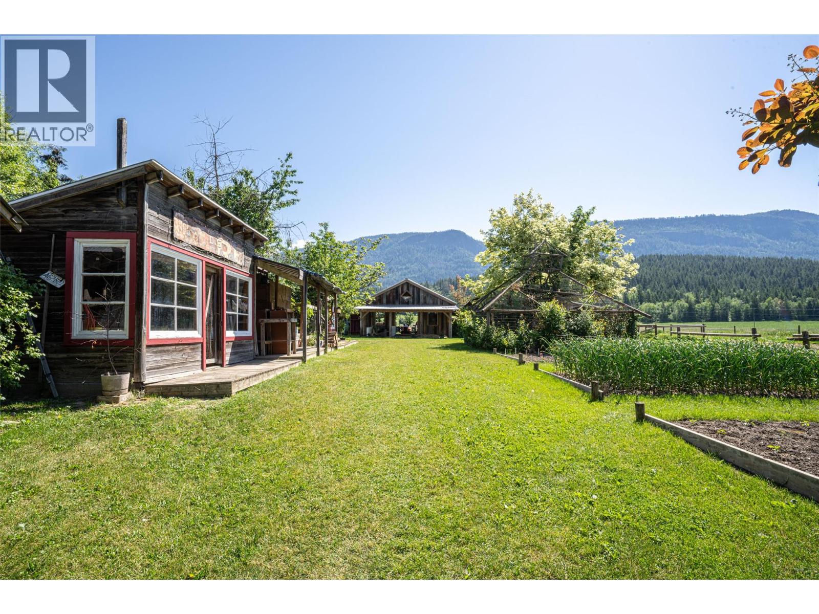 749 Enderby - Grindrod Road - 78