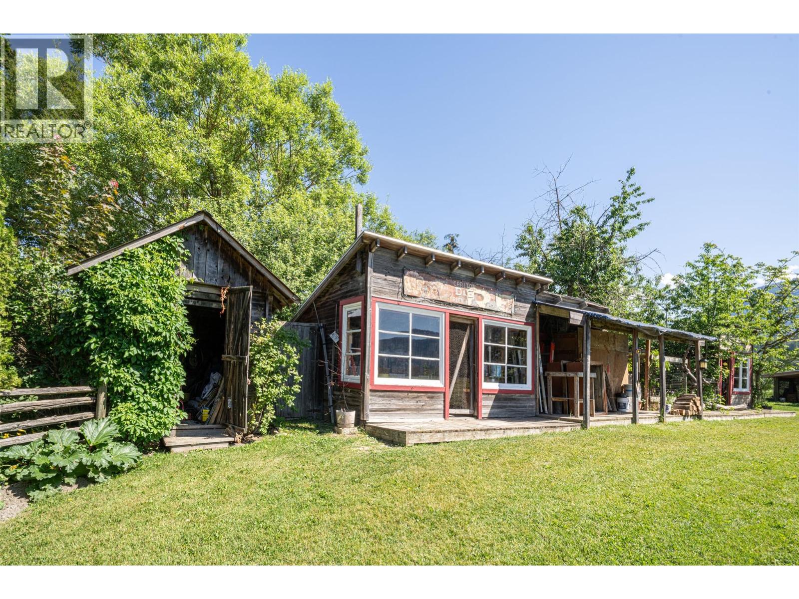 749 Enderby - Grindrod Road - 79
