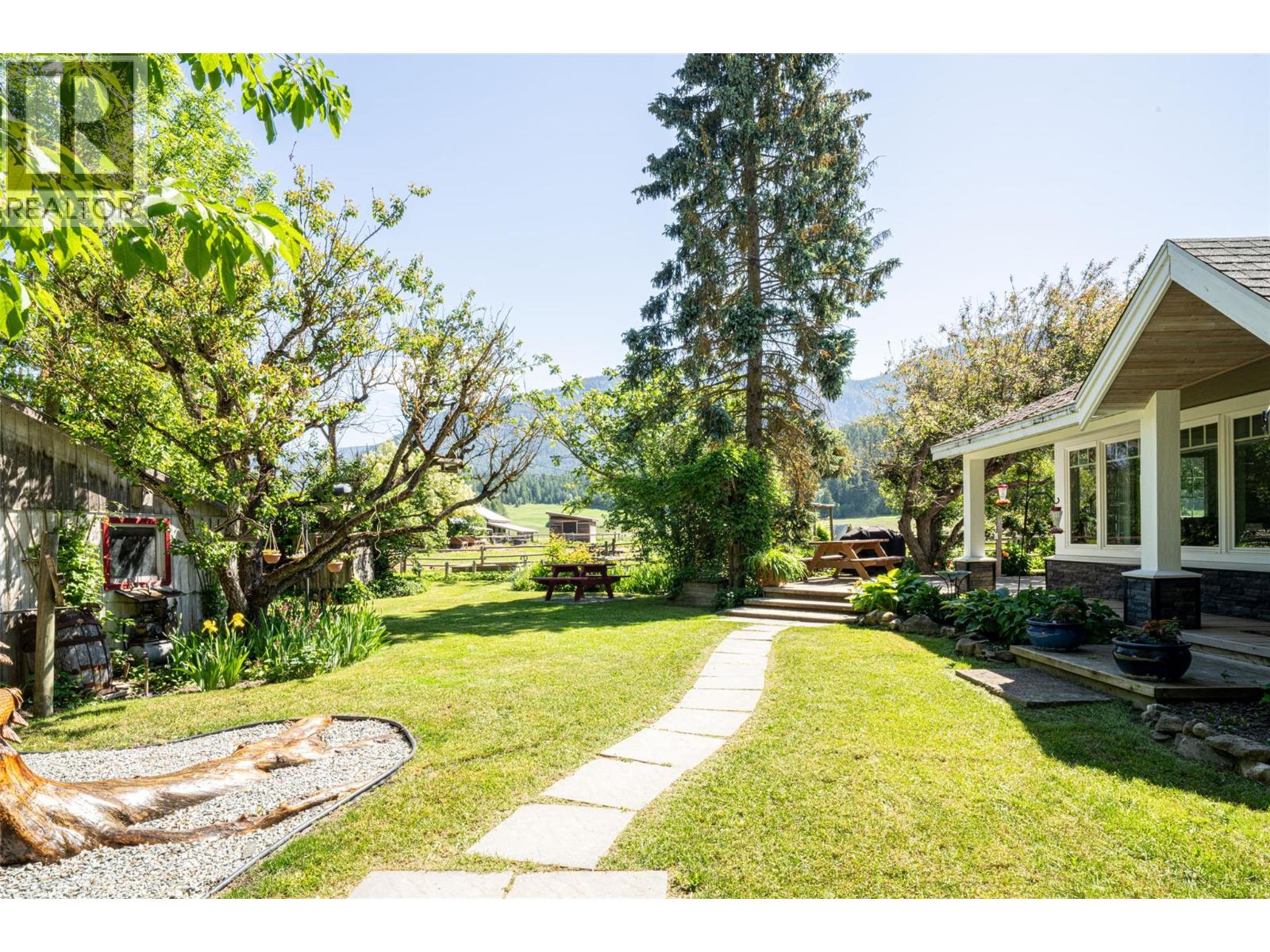 749 Enderby - Grindrod Road - 20
