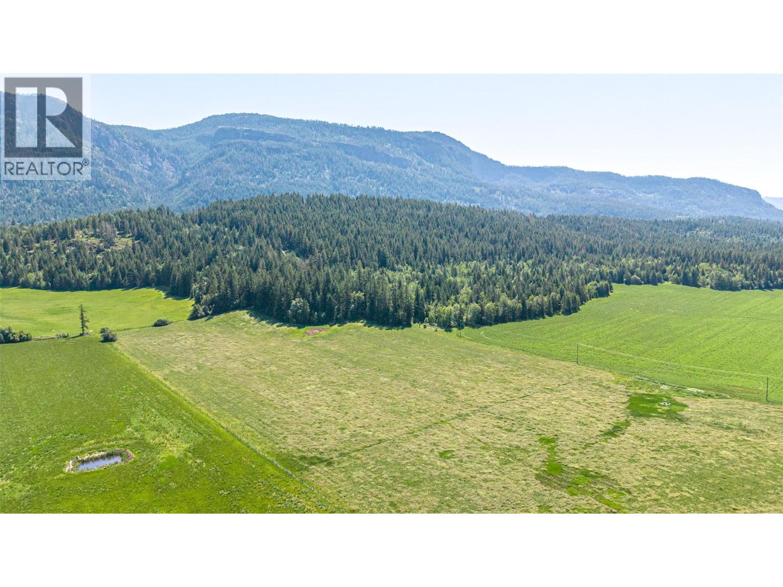 749 Enderby - Grindrod Road - 98