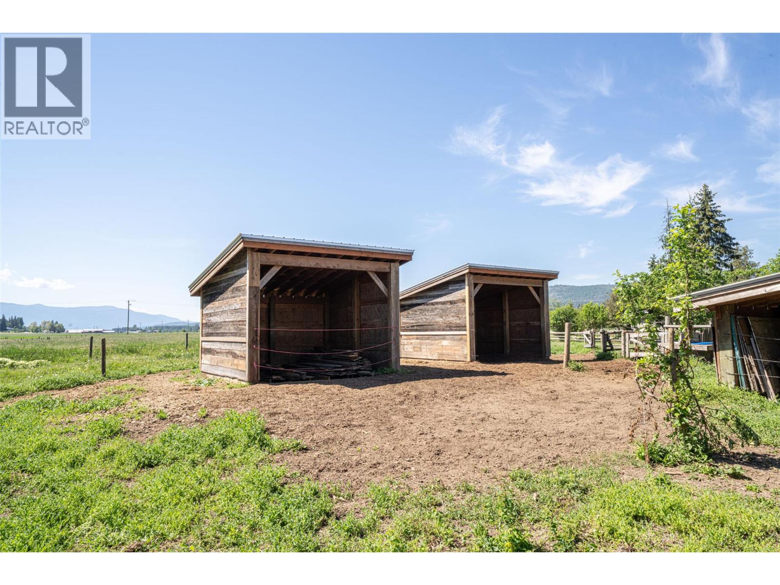 749 Enderby - Grindrod Road - 85