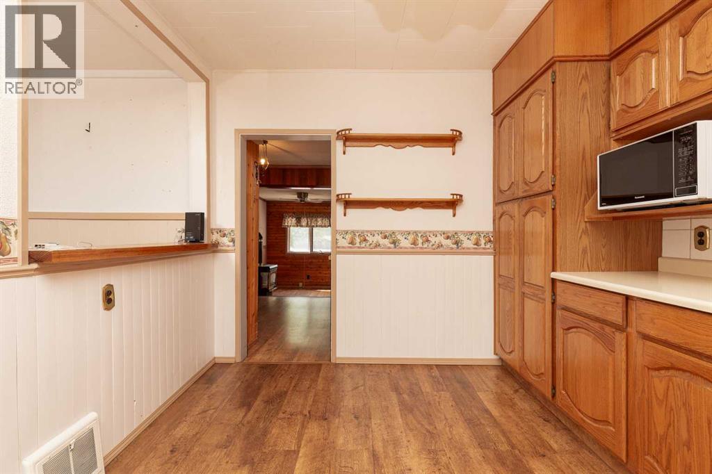 1238 7 Avenue S - 11
