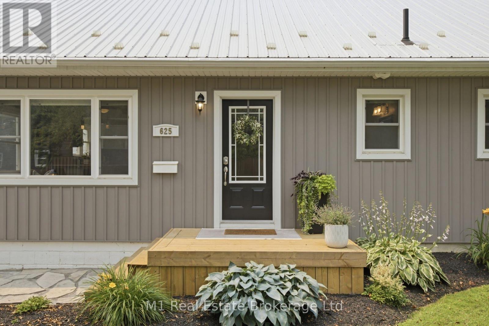 625 WOODSIDE STREET - Image 4