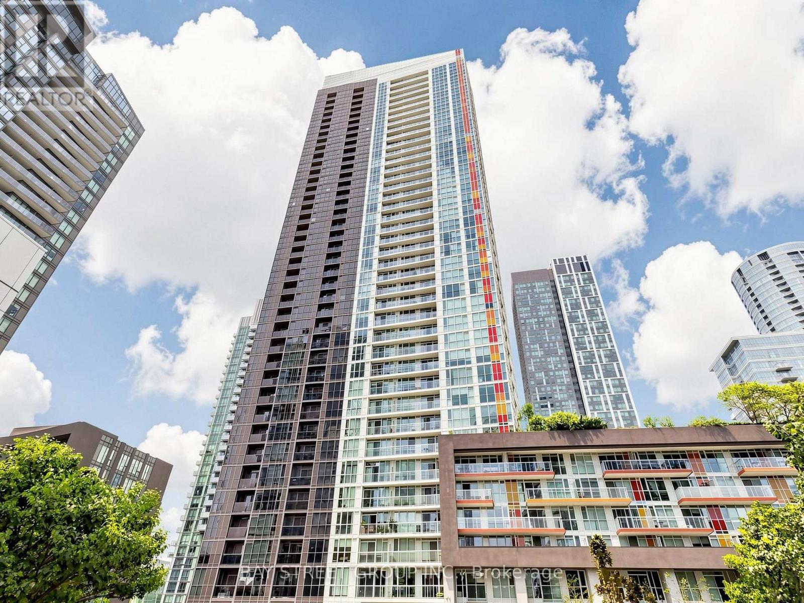 #316 85 QUEENS WHARF ROAD - 1