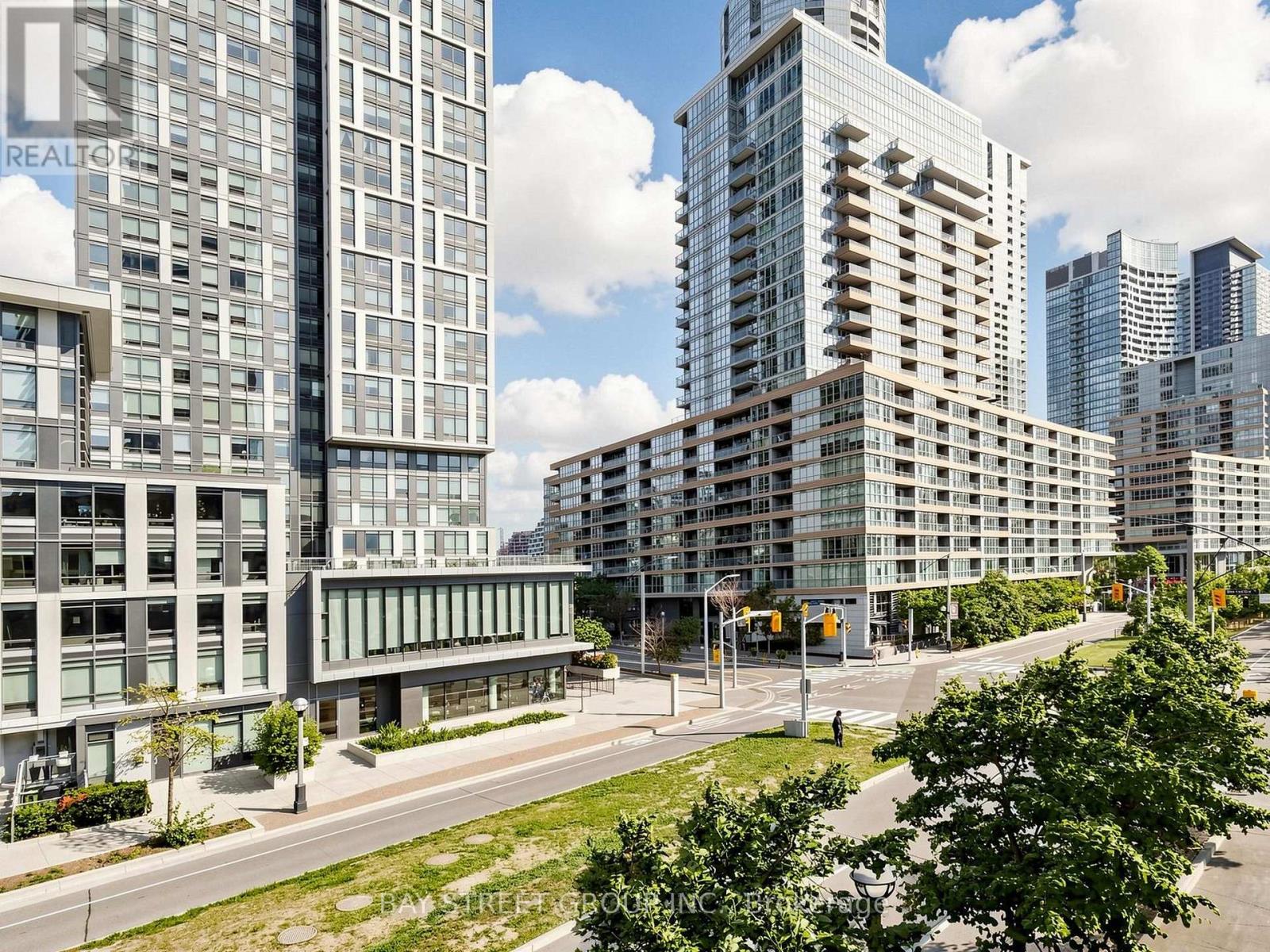 #316 85 QUEENS WHARF ROAD - 24