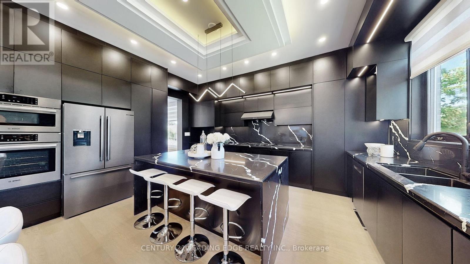 432 SHEPPARD AVENUE - 14