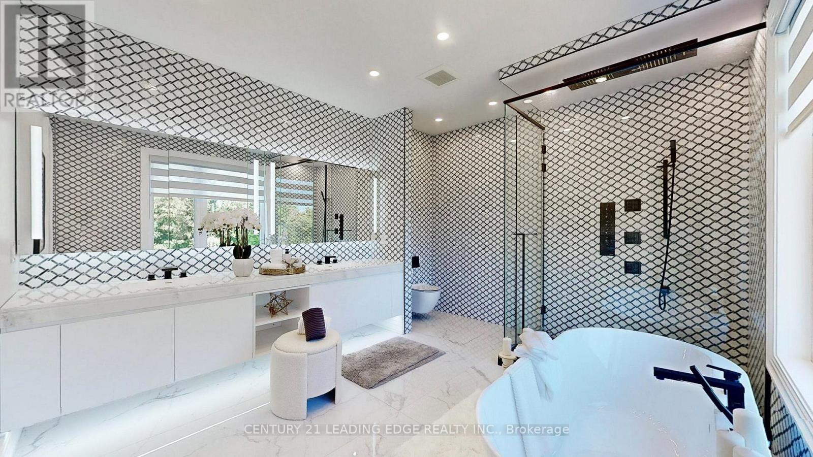432 SHEPPARD AVENUE - 28