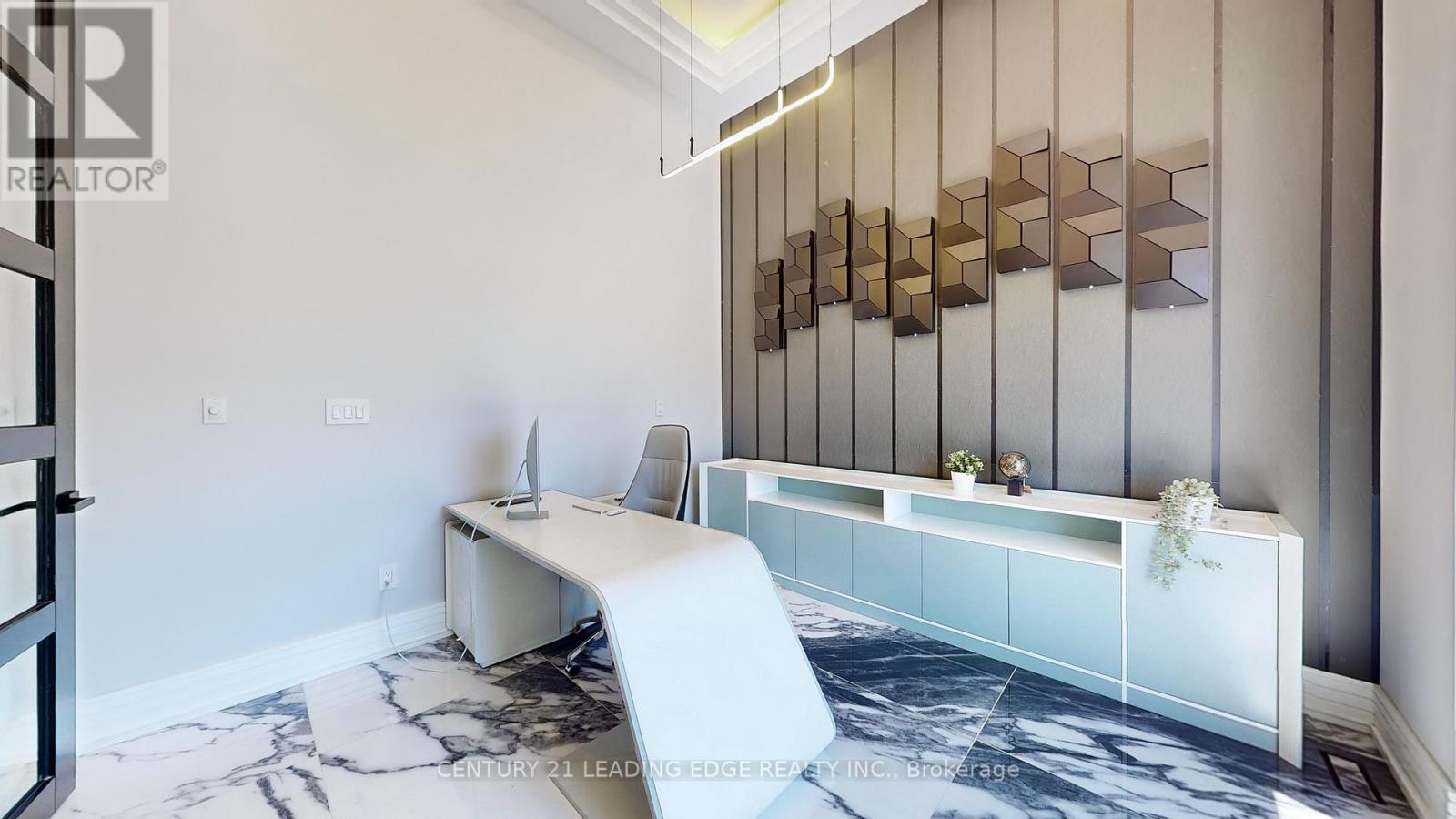 432 SHEPPARD AVENUE - 4