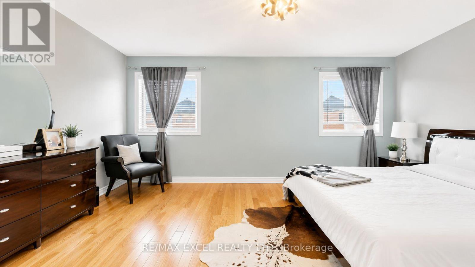 176 SIR SANFORD FLEMING WAY - 18