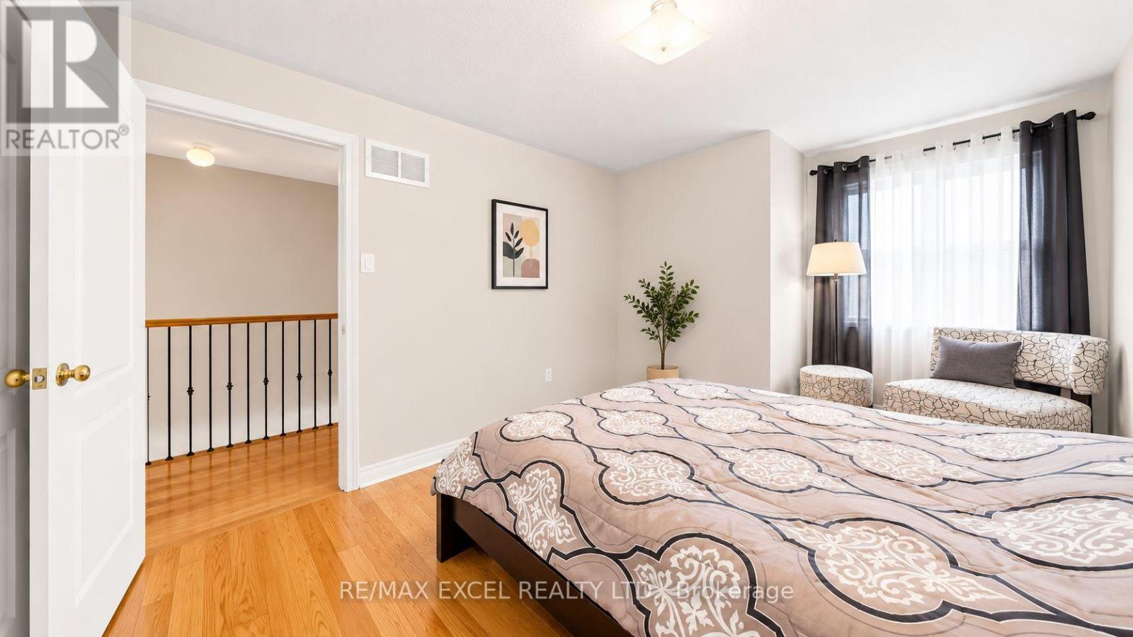 176 SIR SANFORD FLEMING WAY - 22
