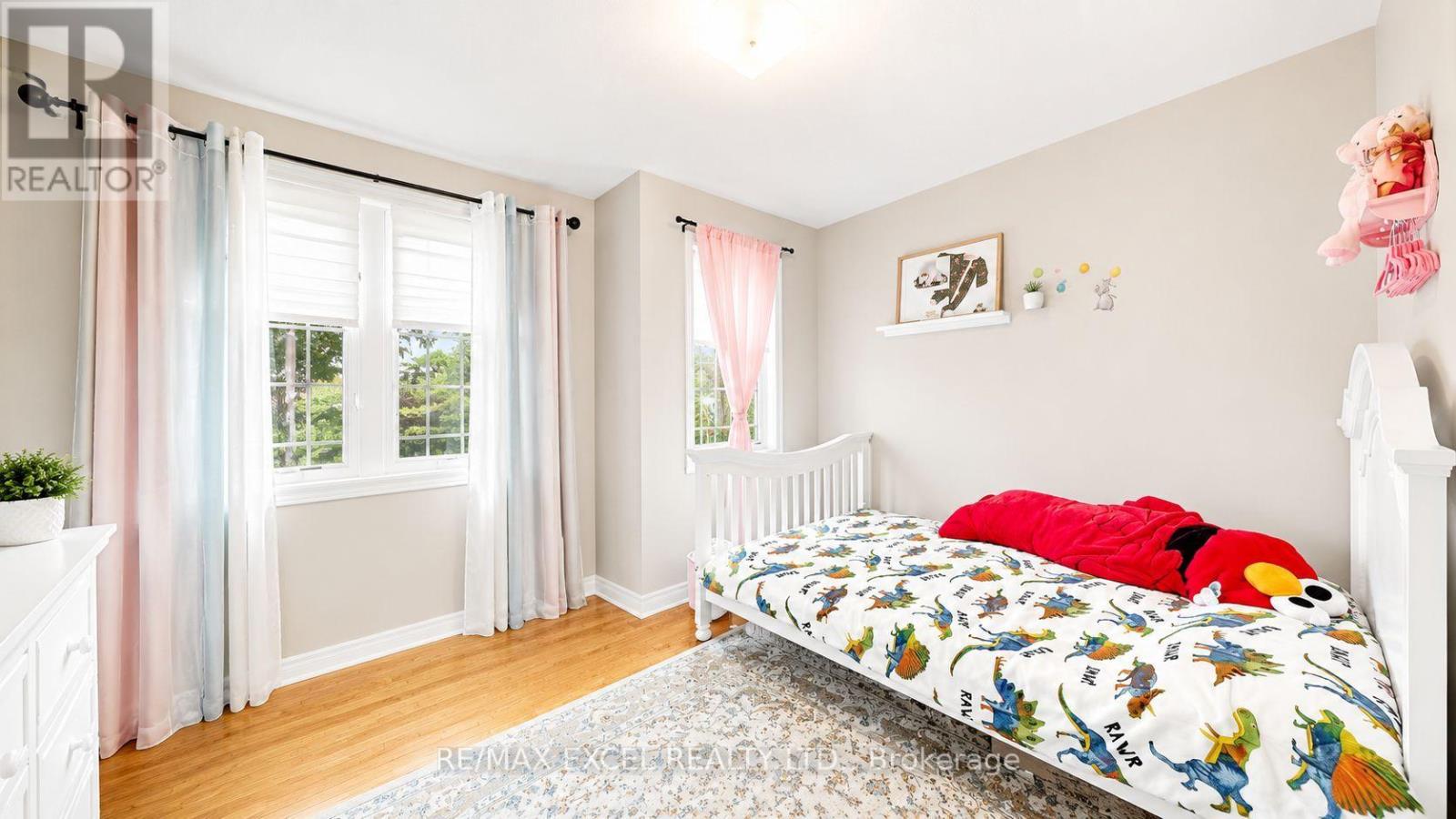 176 SIR SANFORD FLEMING WAY - 23