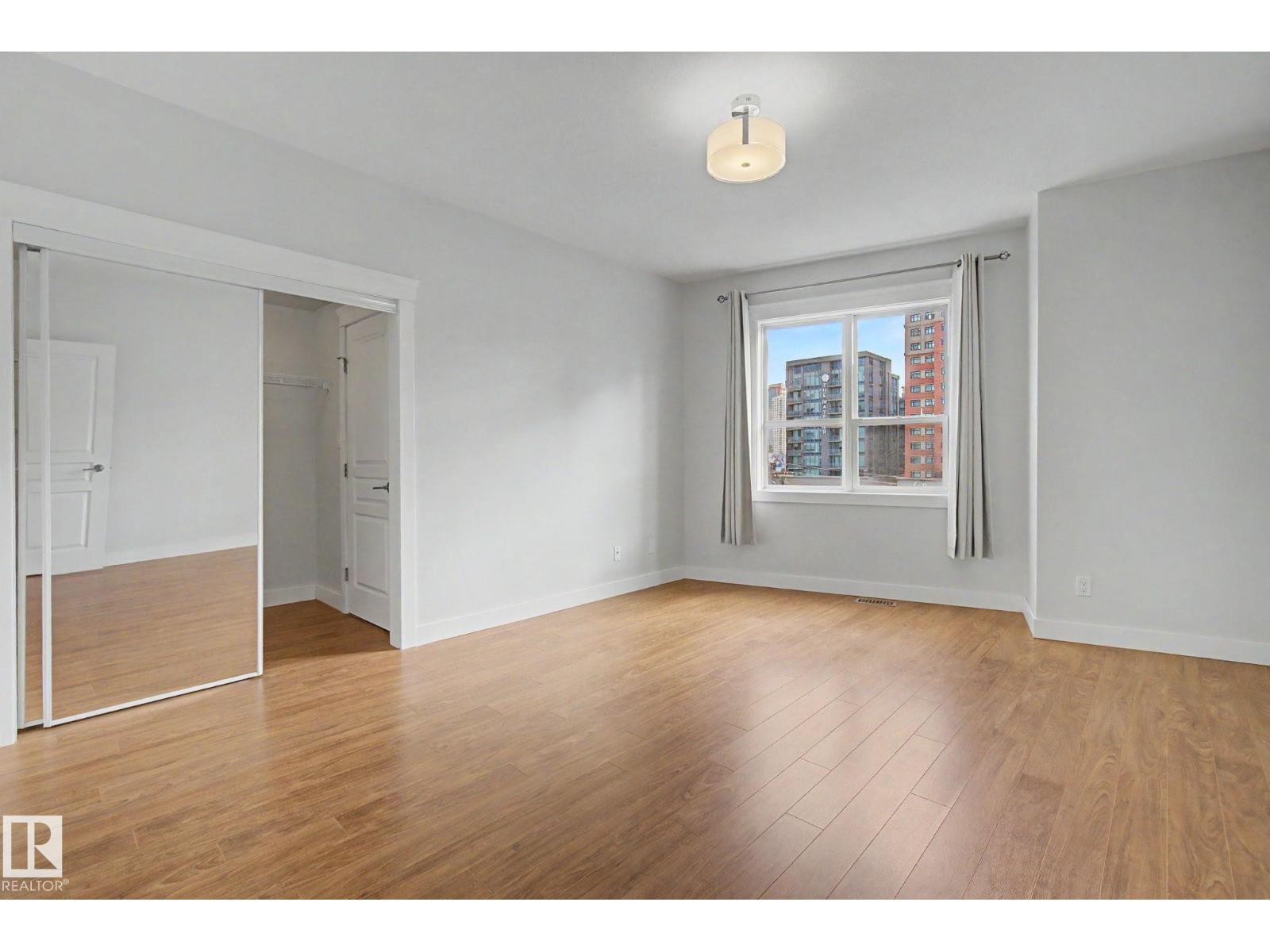 #411 10033 110 ST NW - 21