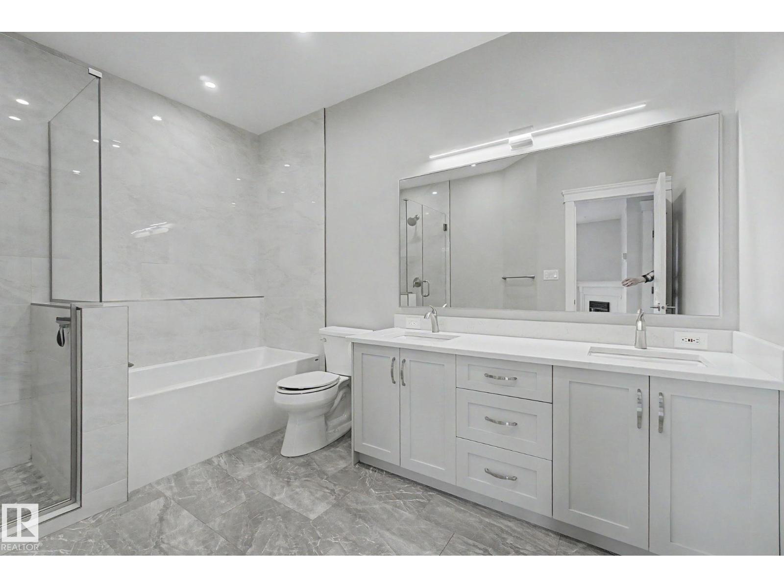 #411 10033 110 ST NW - 5
