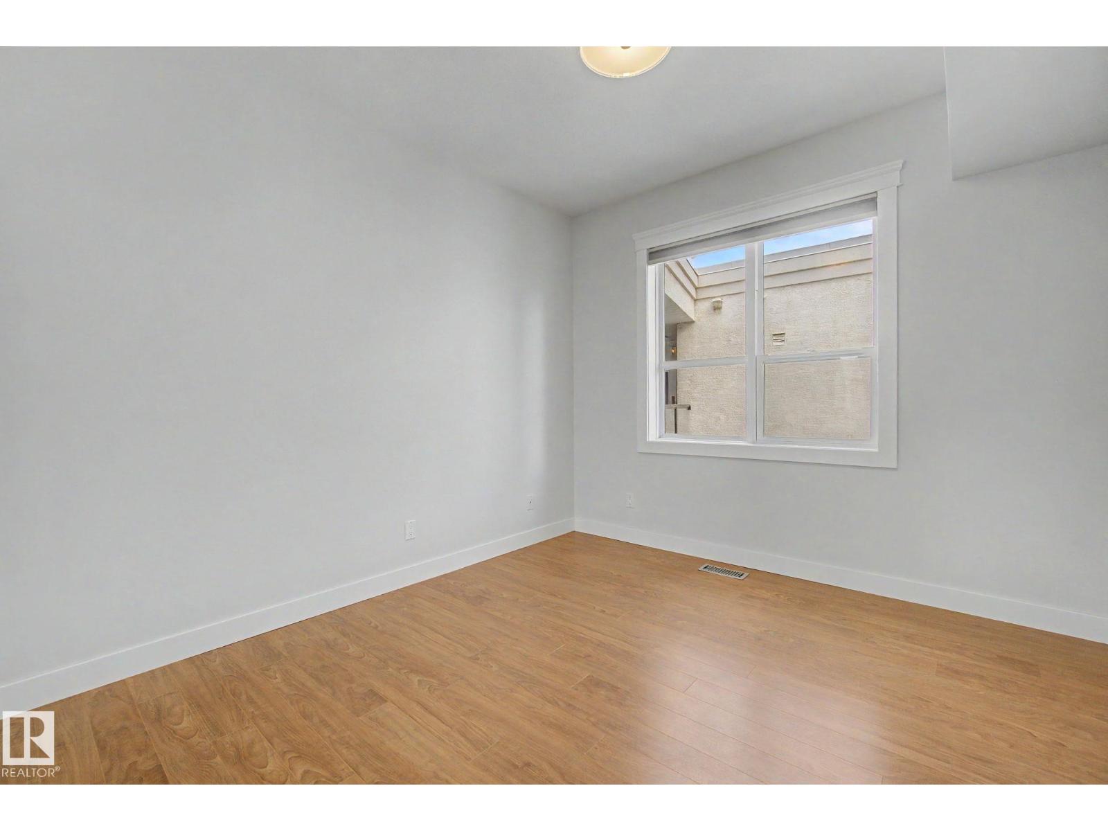 #411 10033 110 ST NW - 25