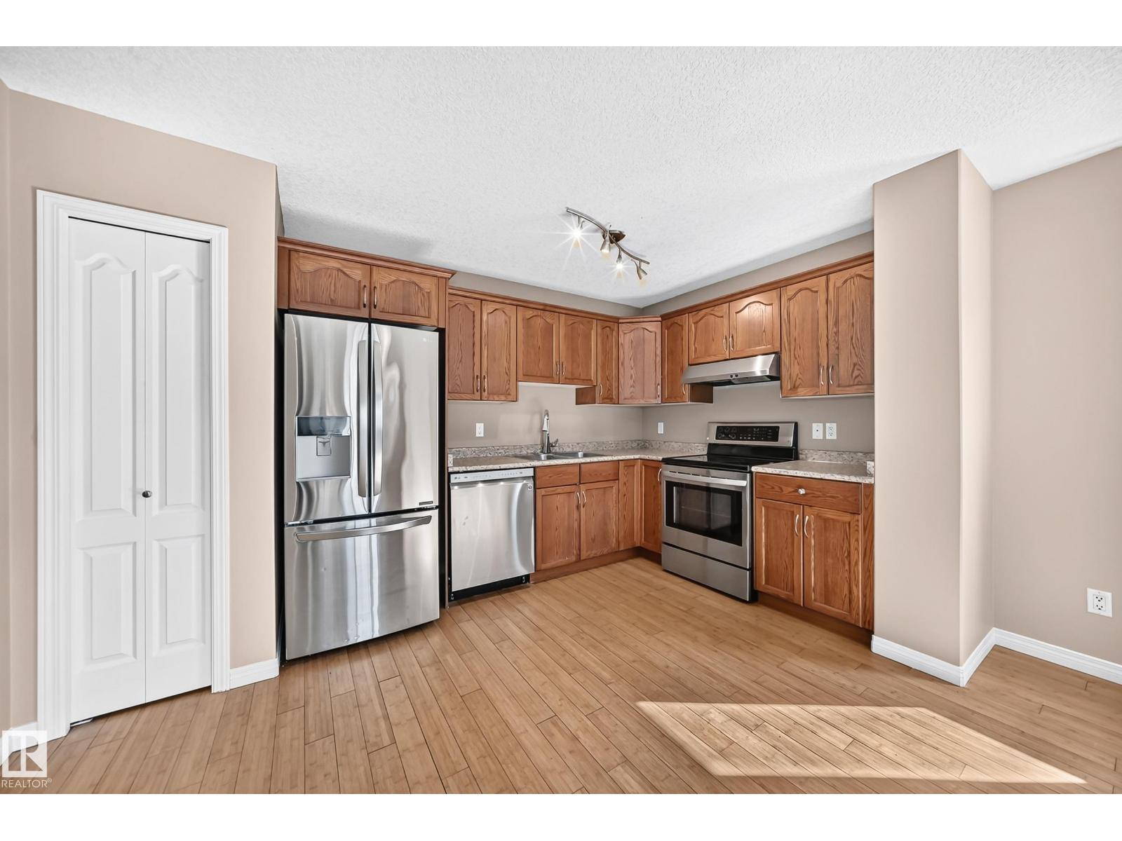 9333 103a AV NW - 6