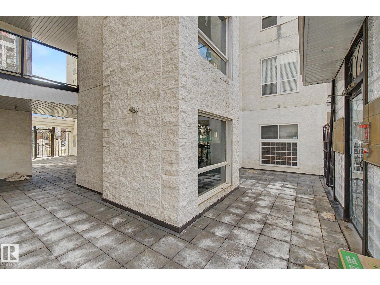 #411 10033 110 ST NW - 38