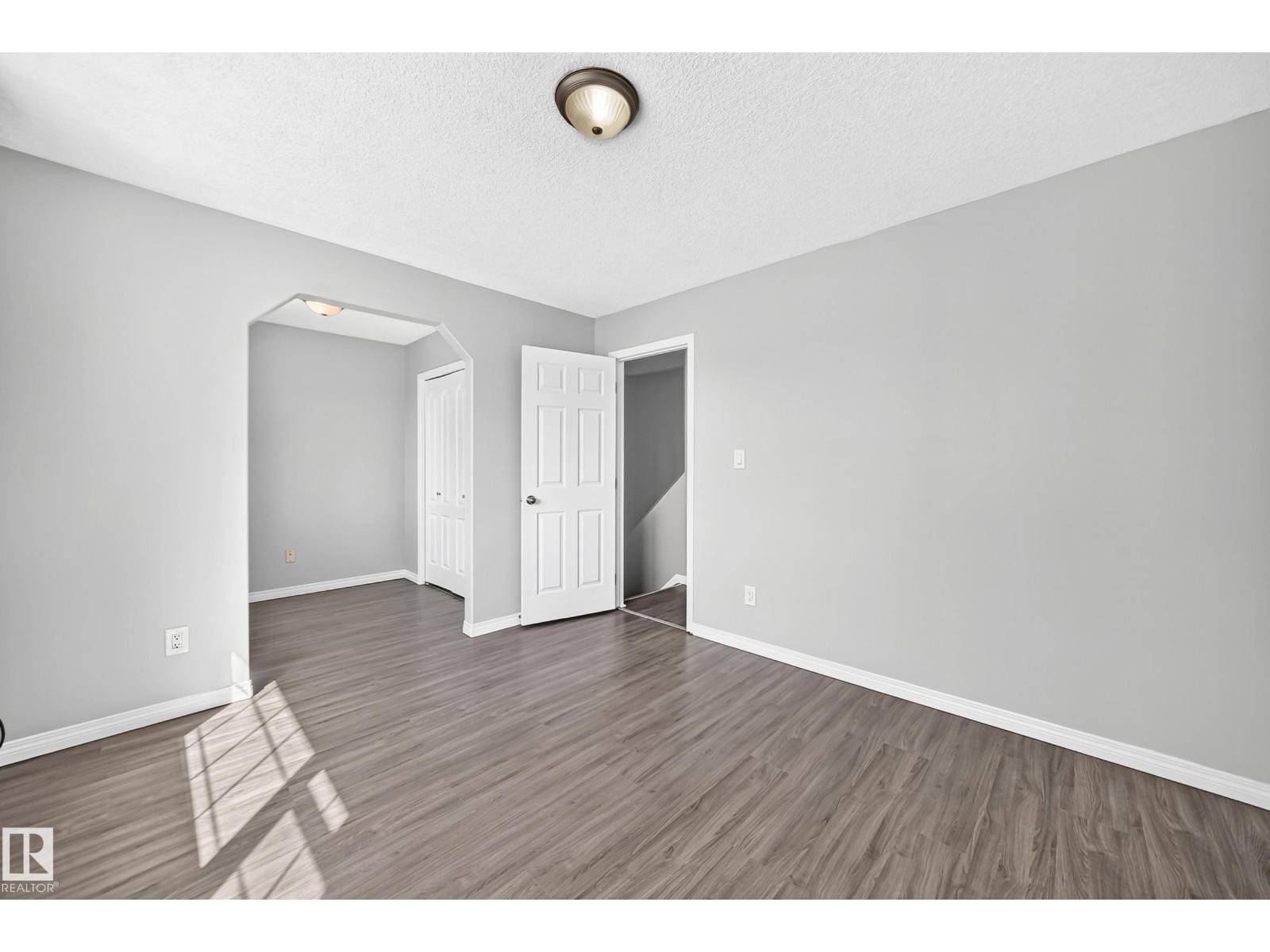 9333 103a AV NW - 29