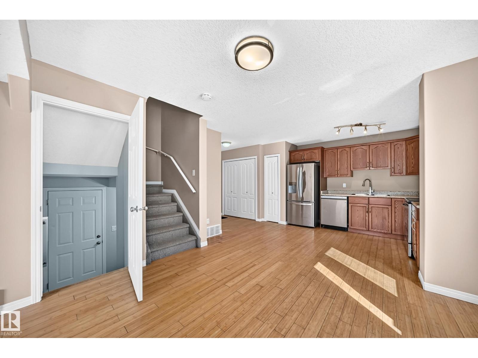 9333 103a AV NW - 12