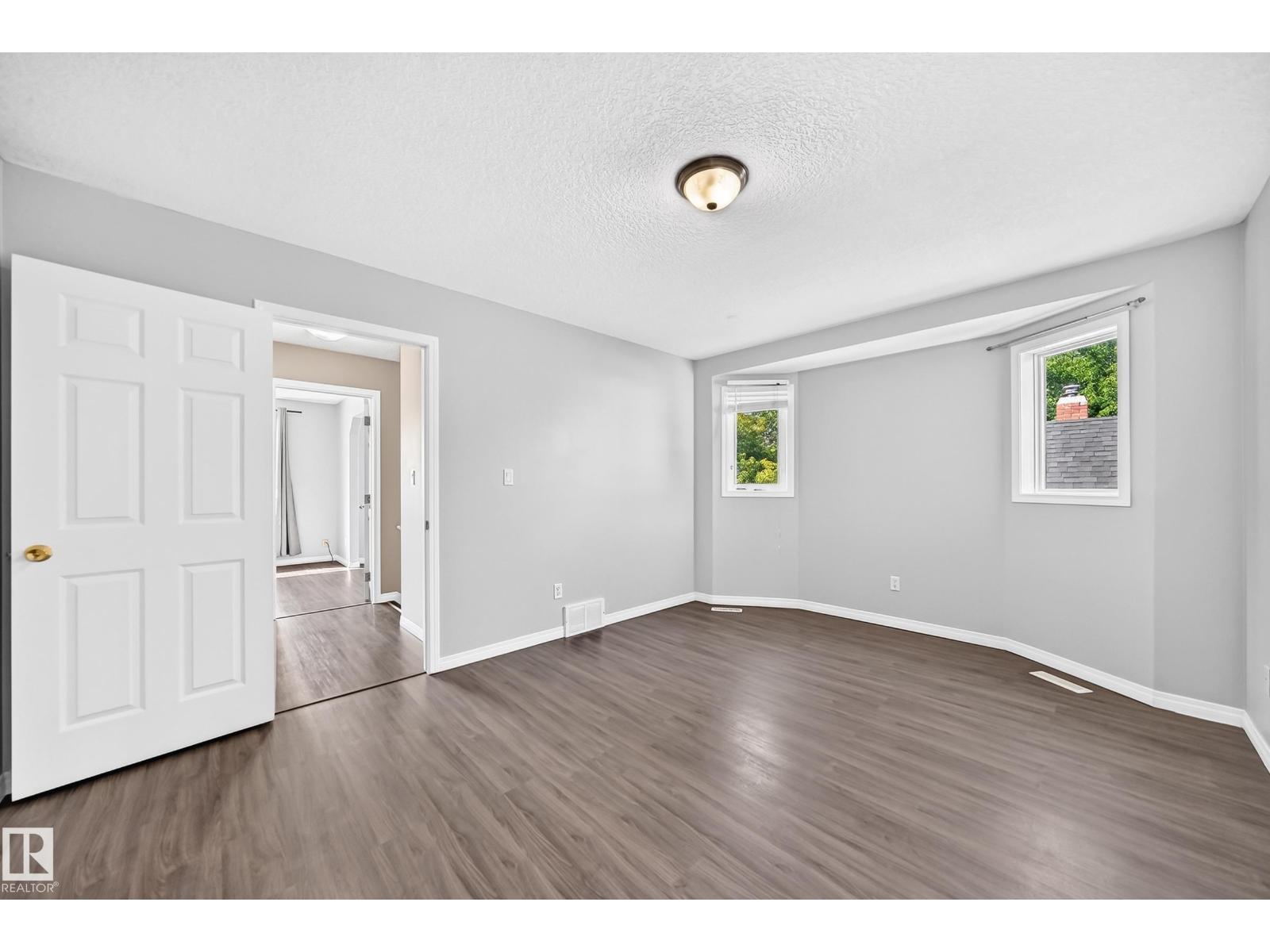 9333 103a AV NW - 25