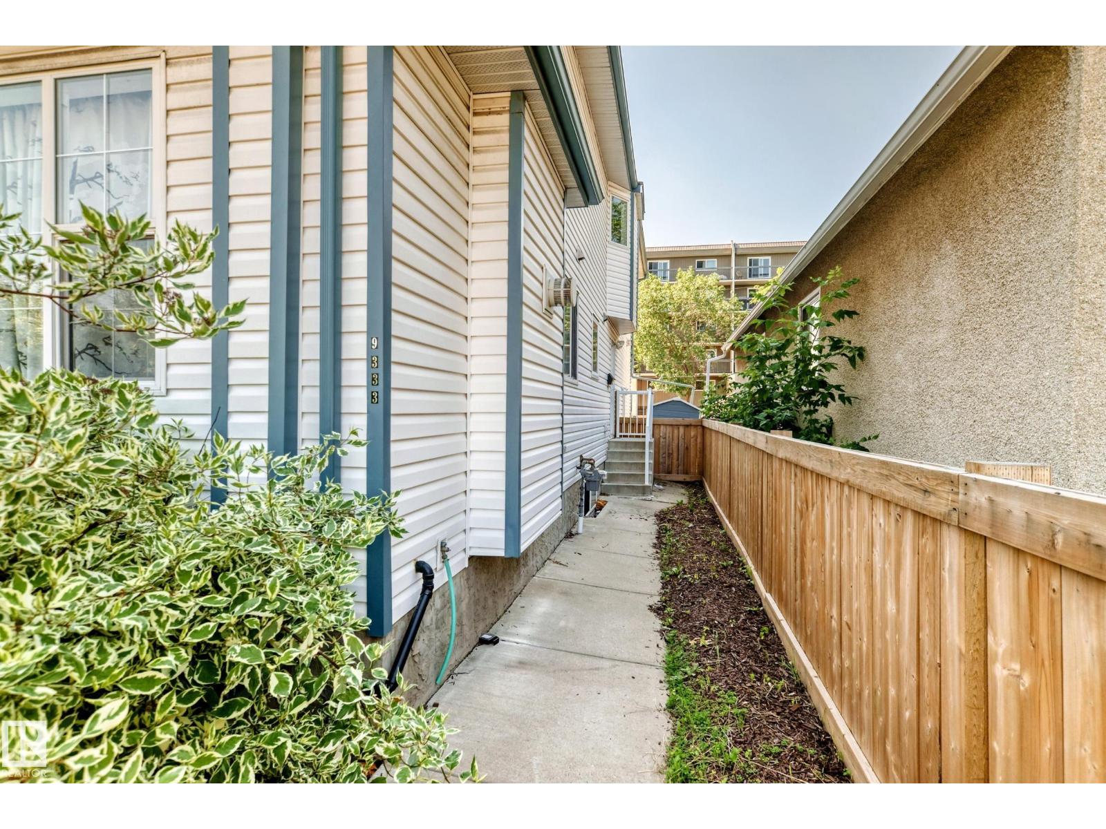 9333 103a AV NW - 3