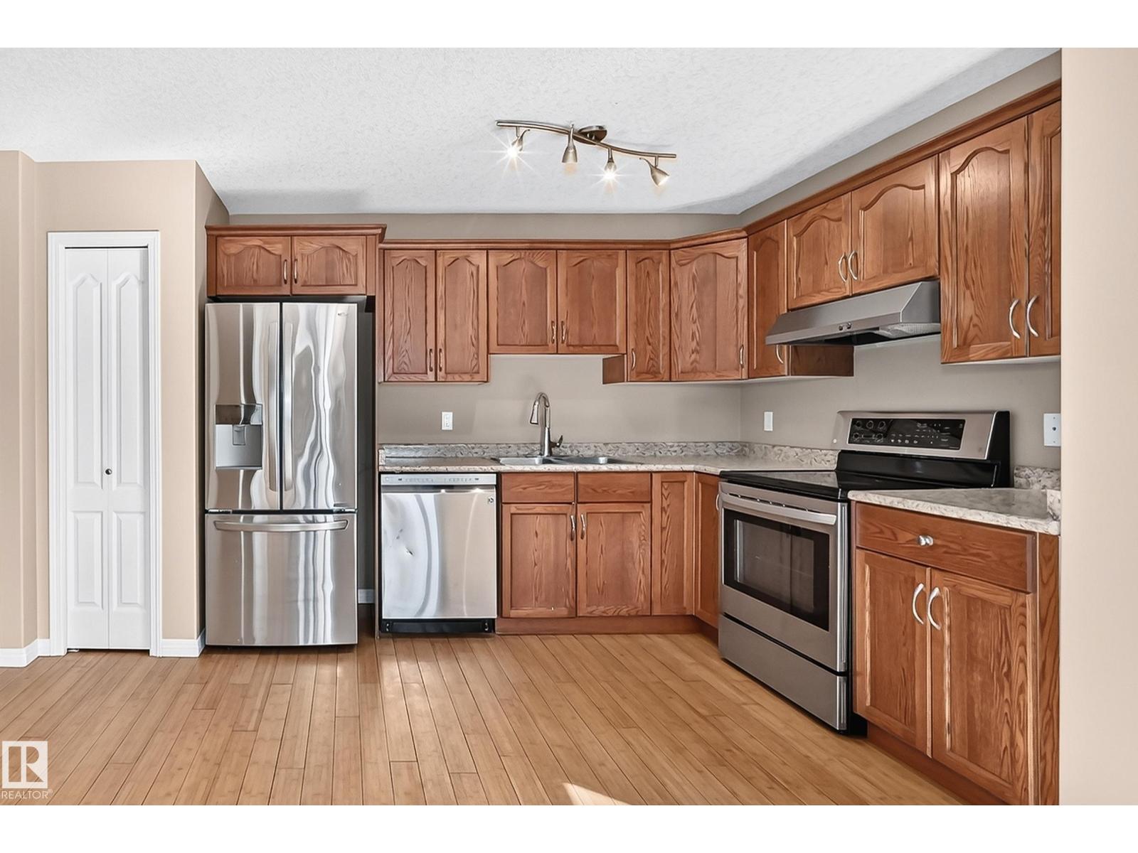 9333 103a AV NW - 7