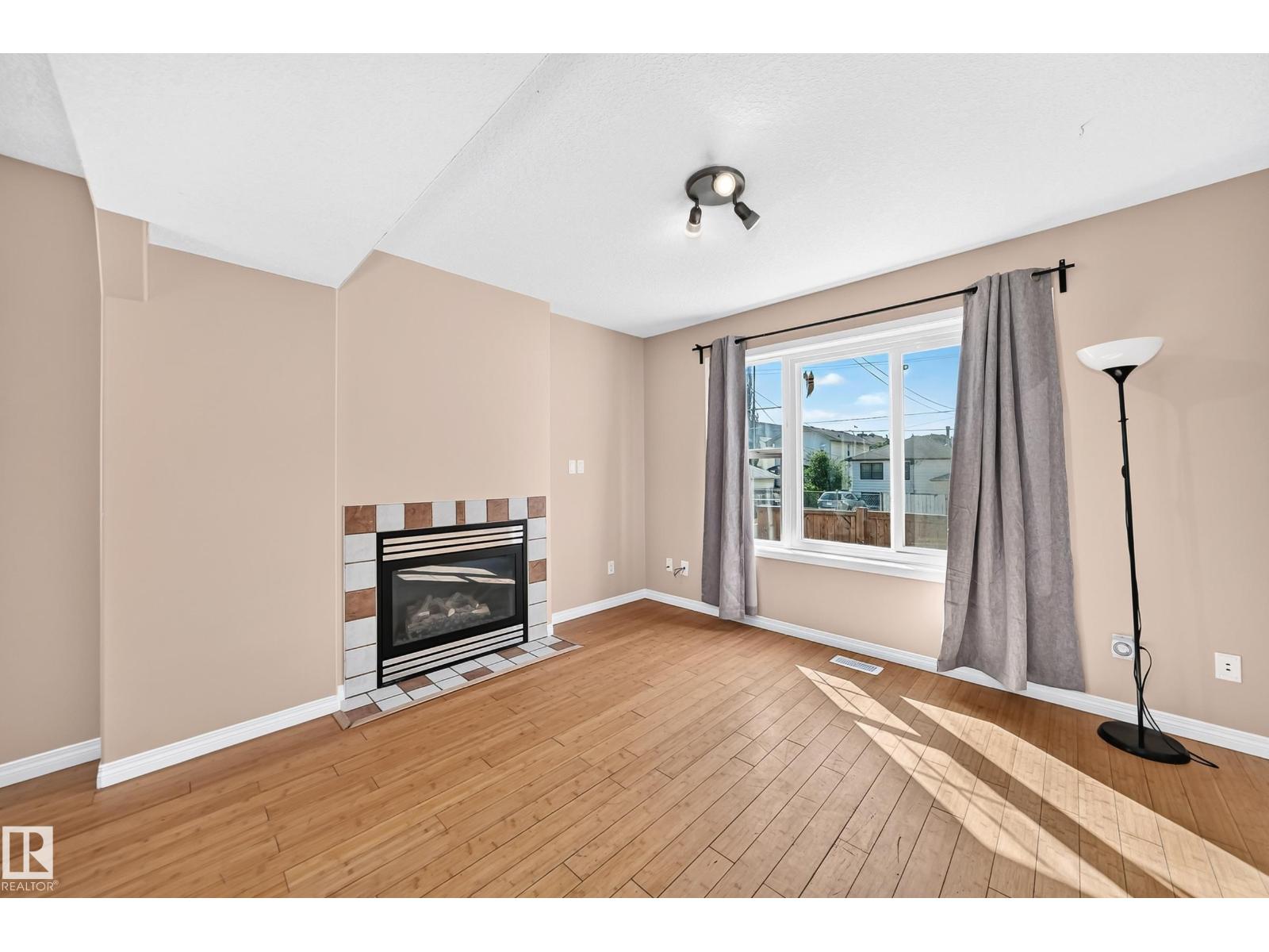 9333 103a AV NW - 14