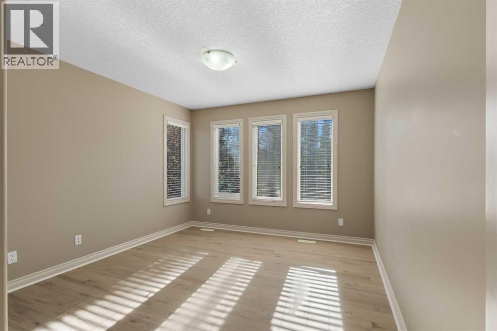 75 Discovery Ridge Mount SW - 24