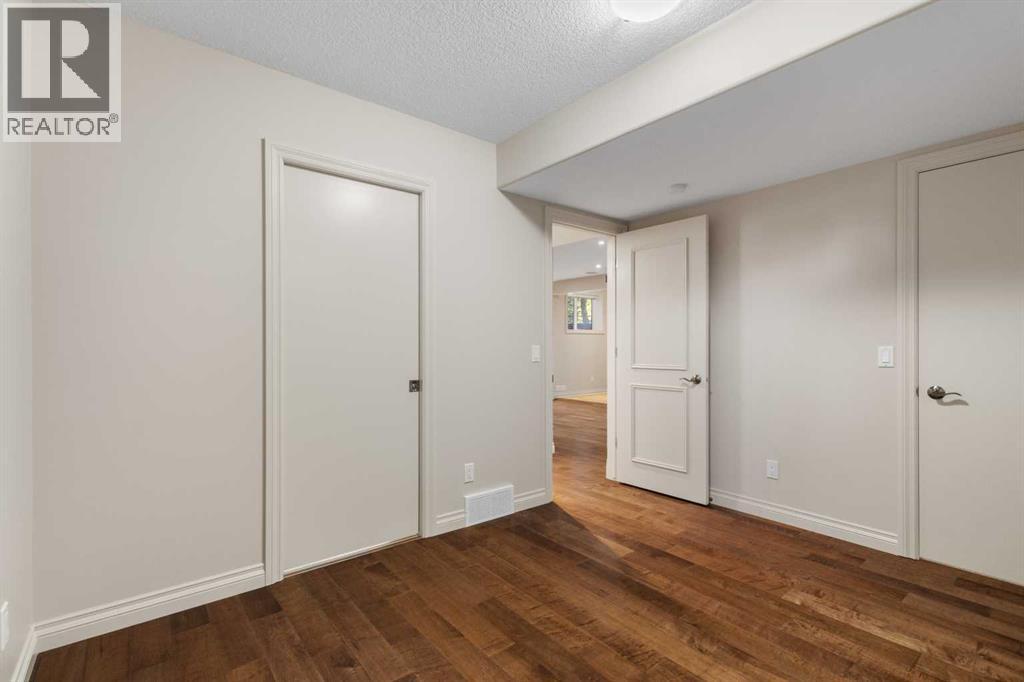 75 Discovery Ridge Mount SW - 32