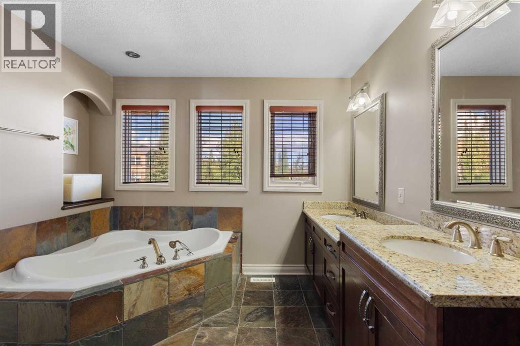 75 Discovery Ridge Mount SW - 20