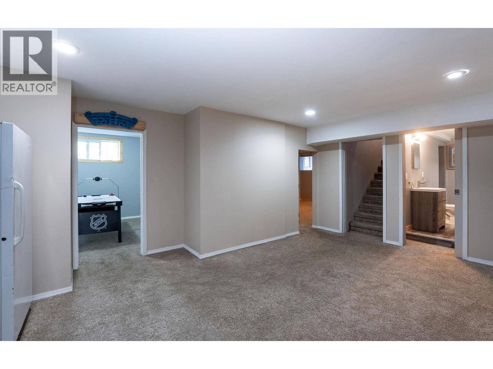 1888 Airport Way - 25