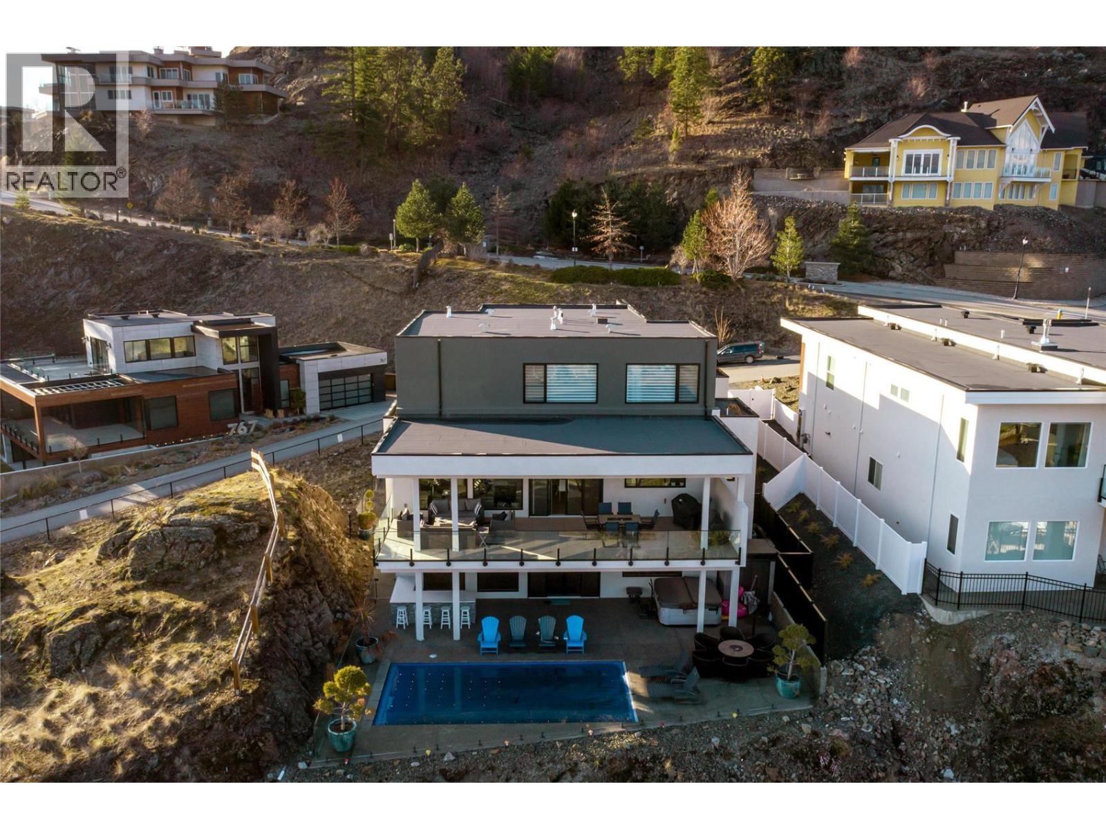 761 Highpointe Lane - 37