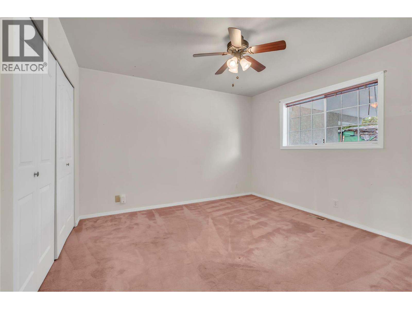 #7 14615 Victoria Road - 17