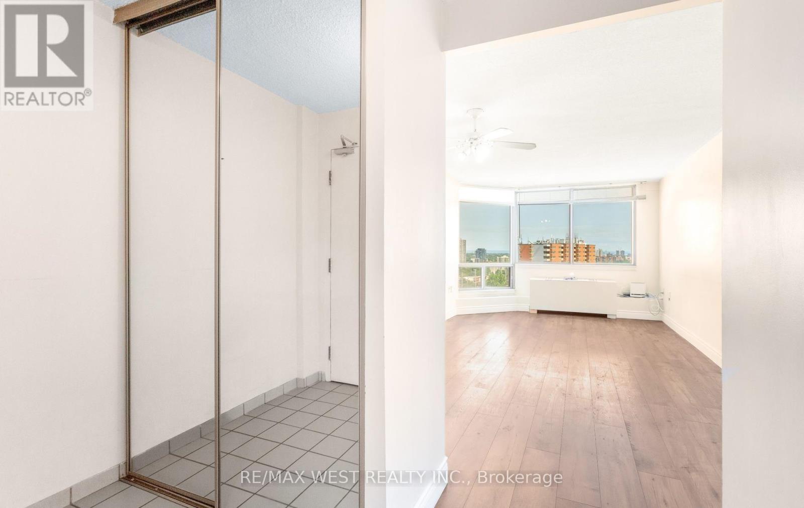 #1410 25 FAIRVIEW ROAD W - Image 11